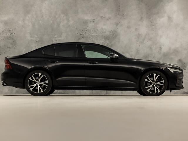 Volvo S60 2.0 T4 R-Design 190Pk Automaat (VIRTUAL COCKPIT, APPLE CARPLAY, GROOT NAVI, MEMORY SEATS, CAMERA, LEDER, SPORTSTOELEN, GETINT GLAS, PARKEERSENSOREN, NIEUWSTAAT)