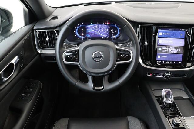 Volvo S60 B4 (M-HYBRID) ULTIMATE DARK -PANO.DAK|HARMAN/KARDON|HEAD-UP DISP.|MEMORY-SEATS|CAMERA|BLACK.BADGE|SPORTCHASSIS|SPORTSTOELEN|20"