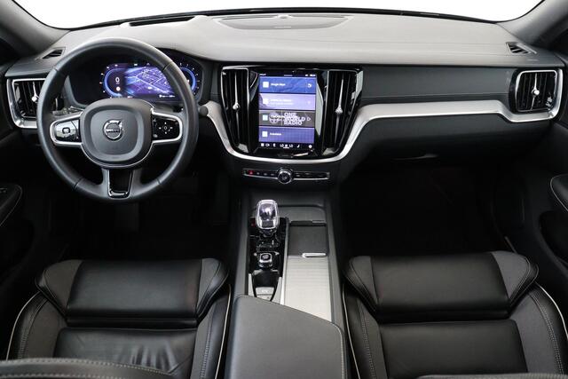 Volvo S60 B4 (M-HYBRID) ULTIMATE DARK -PANO.DAK|HARMAN/KARDON|HEAD-UP DISP.|MEMORY-SEATS|CAMERA|BLACK.BADGE|SPORTCHASSIS|SPORTSTOELEN|20"