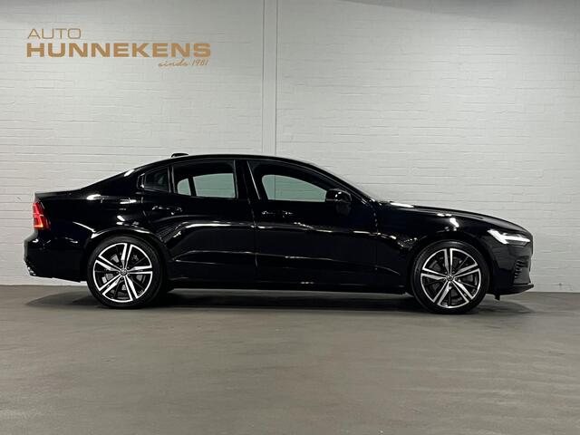 Volvo S60 2.0 Recharge T8 AWD R-Design *Long Range* Adapt. cruise | Stoel-/stuurverwarming | Carplay | Camera | Memory seats | Navigatie
