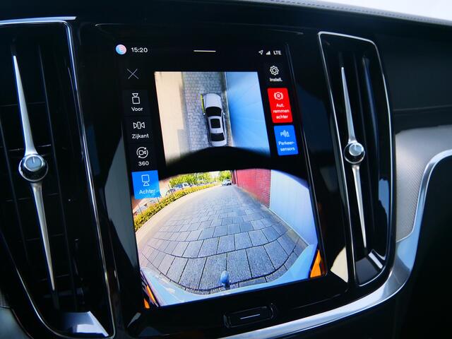 Volvo S60 2.0 Recharge T6 350Pk AWD Ultimate Dark Trekhaak / 360 Camera / Harman-kardon / Apple Carplay