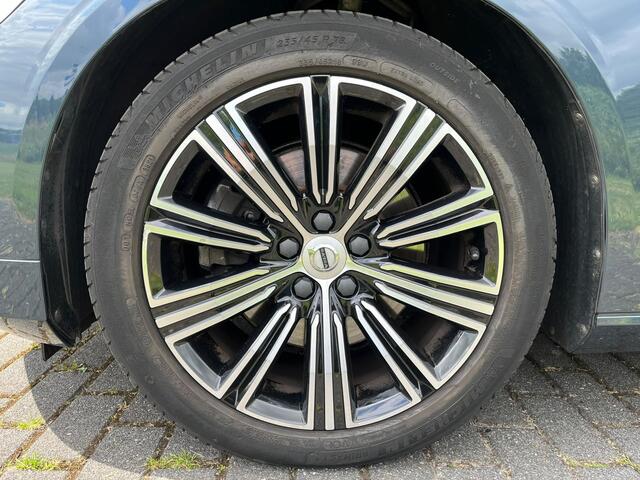 Volvo S60 2.0 B4 Plus Bright | Rijklaar incl 12 mnd Bovag | Mild Hybrid Panoramadak Geventileerde voorstoelen Camera