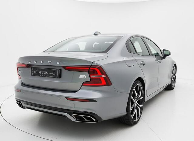 Volvo S60 2.0 Recharge T8 AWD R-Design POLESTAR