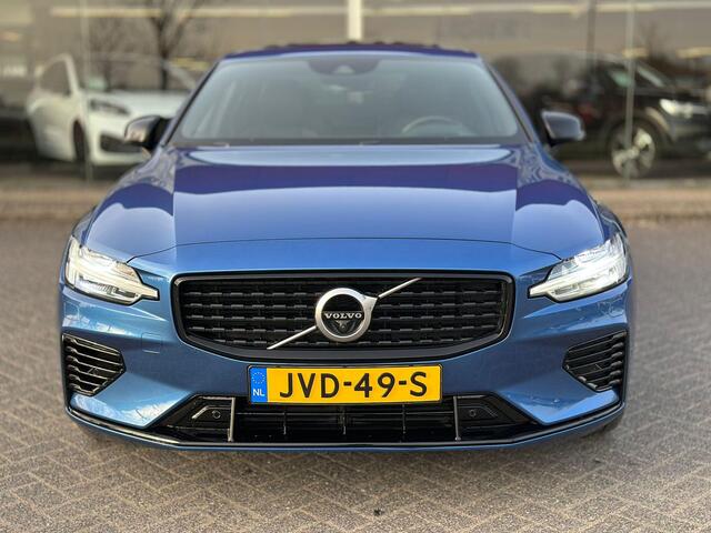 Volvo S60 2.0 Recharge T8 AWD R-Design | Full Options! | Trekhaak 2000kg | Panorama | Leder | LED |
