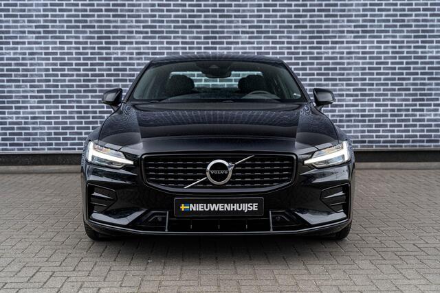 Volvo S60 B3 R-Design | Navigatie | Adaptieve Cruise Control | Keyless | Stoel-/Stuurverwarming | Dodehoekdetectie | Sportchassis | Elek. Stoelen | Memory | LED Koplampen | Park Assist | DAB | Zitverlenging | Apple Carplay & Android Auto | 18" LM