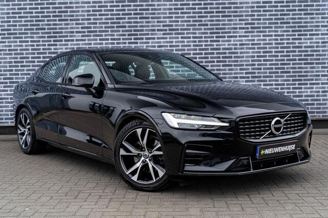 Volvo S60 B3 R-Design | Navigatie | Adaptieve Cruise Control | Keyless | Stoel-/Stuurverwarming | Dodehoekdetectie | Sportchassis | Elek. Stoelen | Memory | LED Koplampen | Park Assist | DAB | Zitverlenging | Apple Carplay & Android Auto | 18" LM