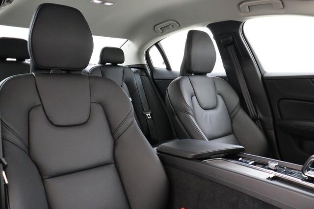 Volvo S60 B4 (M-HYBRID) PLUS DARK -LEDER|POWER-SEATS|360°CAM|CLIMATE|BLIS|BLACK.BADGE|19"