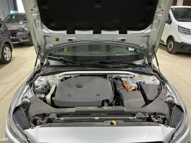 Volvo S60 2.0 T8 AWD Polestar Engineered BOWERS & WILKINS | 360° CAM | HUD | TREKH.
