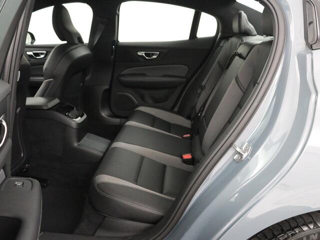 Volvo S60 2.0 Recharge T6 AWD Core | SOH 97,5% | Panoramadak | Stoel & Stuurverwarming | Pilot assist | Adaptive cruise | Navigatie | Bluetooth | Carplay | Climate control | Harman Kardon | DAB+