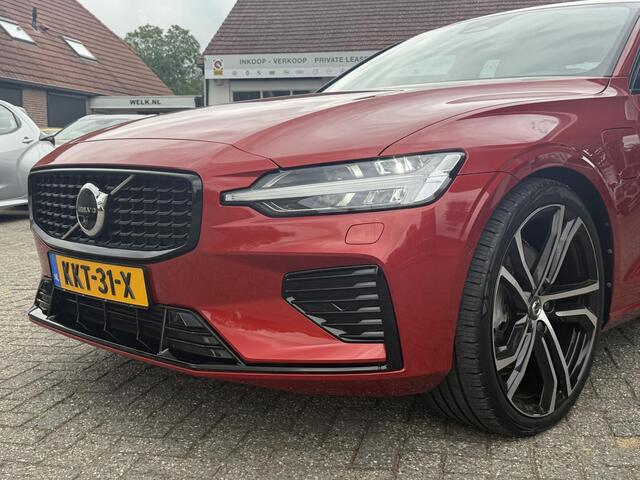 Volvo S60 2.0 Recharge T8 AWD Ultimate Bright PANO | 21" Velgen | CAMERA | BOVAG!!