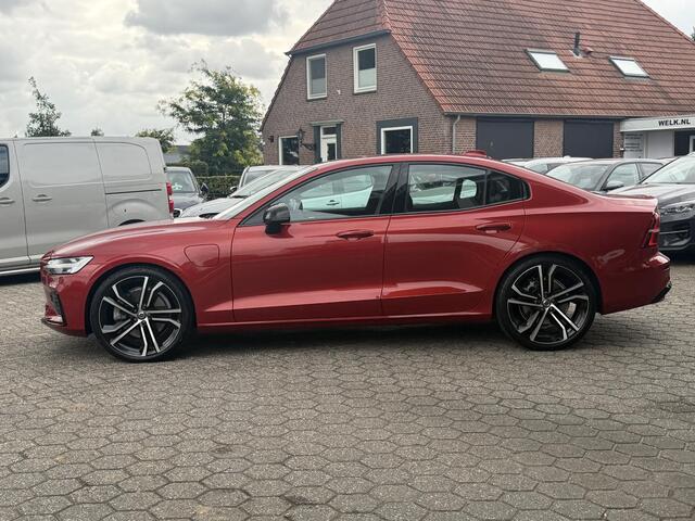Volvo S60 2.0 Recharge T8 AWD Ultimate Bright PANO | 21" Velgen | CAMERA | BOVAG!!