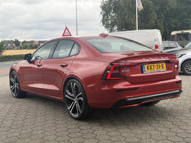 Volvo S60 2.0 Recharge T8 AWD Ultimate Bright PANO | 21" Velgen | CAMERA | BOVAG!!