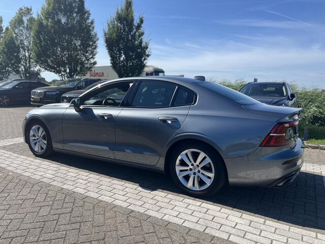 Volvo S60 T4 R-Design | Trekhaak | Memoryseats | Parkeercamera |