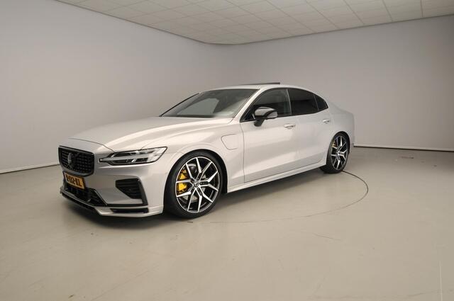 Volvo S60 2.0 Recharge T6 AWD Plus Dark Leder / Trekhaak / Schuifdak / Alu wielen