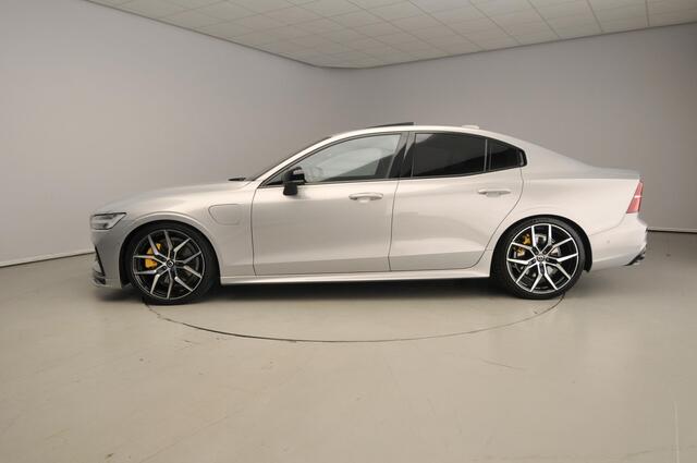 Volvo S60 2.0 Recharge T6 AWD Plus Dark Leder / Trekhaak / Schuifdak / Alu wielen