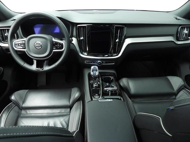 Volvo S60 2.0 Recharge T6 AWD Plus Dark Leder / Trekhaak / Schuifdak / Alu wielen