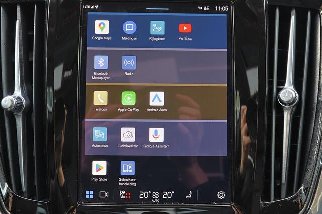 Volvo S90 T8 AWD Ultimate Dark - Schuif/kanteldak - IntelliSafe Assist & Surround - 360º Camera - Harman/Kardon audio - Adaptieve LED koplampen - Verwarmde voorstoelen, stuur & achterbank - Parkeersensoren voor & achter - Elektr. bedienb. voorstoelen met geheugen -