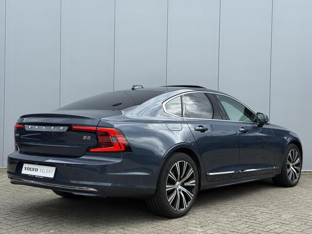 Volvo S90 B5 Automaat Ultimate | Harman Kardon | Glazen dak | Elektrisch bedienbare voorstoelen | 18 inch lichtmetalen velgen | Lederen bekleding en interieurdelen | Getint glas | Parkeercamera | Adaptieve Cruise Control | BLIS Dodehoekdetectie