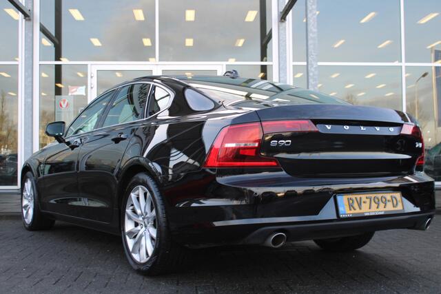Volvo S90 2.0 T4 Momentum+ | Leder | Apple carplay/Android Auto | Parkeersensoren | Navigatie | Voorstoelen verw.|