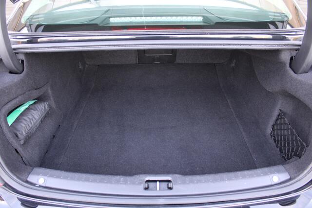 Volvo S90 2.0 T4 Momentum+ | Leder | Apple carplay/Android Auto | Parkeersensoren | Navigatie | Voorstoelen verw.|