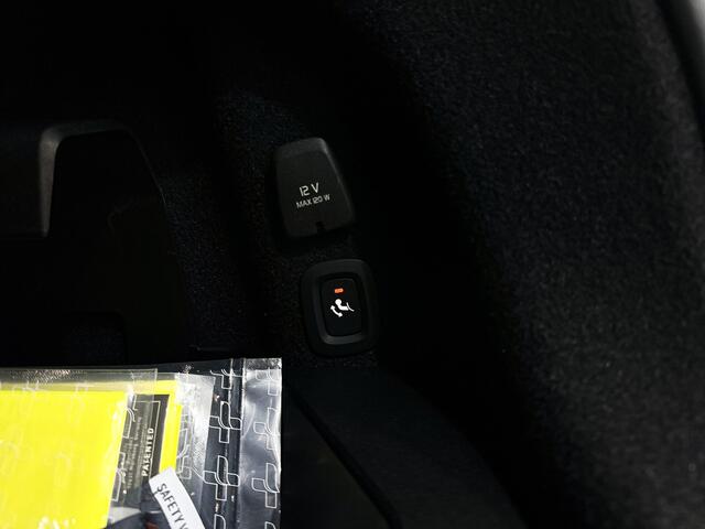 Volvo S90 T8 AWD Plus Bright | Panoramadak | 360° camera | Harman Kardon | Stoel- en Stuurverwarming | Trekhaak