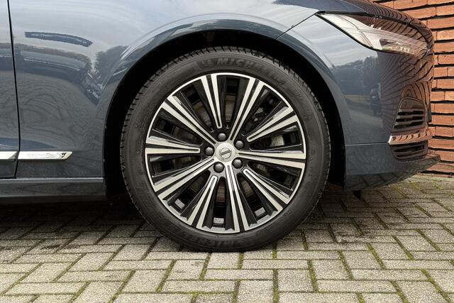 Volvo S90 T8 AWD Inscription Standkachel | Harman/Kardon Audiosysteem | Trekhaak Semi-Elektrisch | Stoelverwarming Voor en Achter | Stuurwielverwarming | Adaptieve Full-LED Koplampen | Lederbekleed Dashboard | Parkeersensoren Voor en Achter | Parkeercamera Achter 