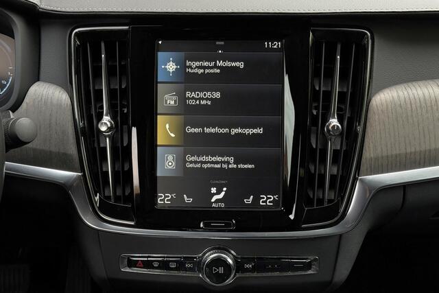 Volvo S90 T8 AWD Inscription Standkachel | Harman/Kardon Audiosysteem | Trekhaak Semi-Elektrisch | Stoelverwarming Voor en Achter | Stuurwielverwarming | Adaptieve Full-LED Koplampen | Lederbekleed Dashboard | Parkeersensoren Voor en Achter | Parkeercamera Achter 