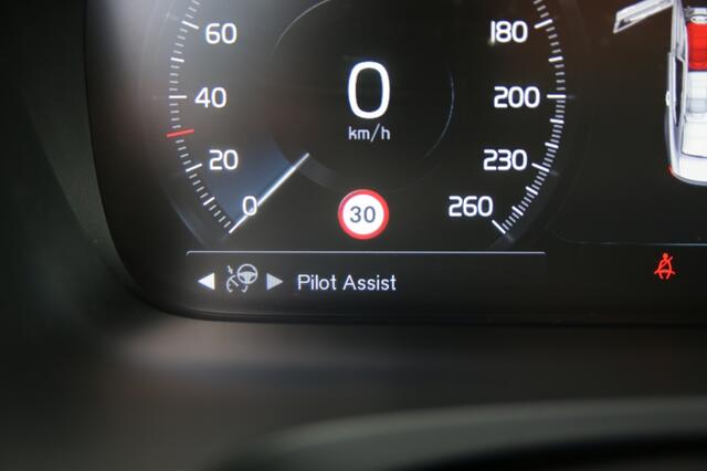 Volvo S90 2.0 T5 Momentum