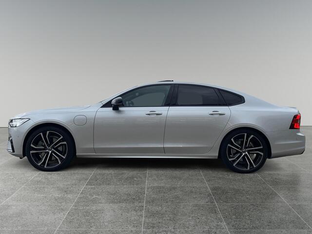 Volvo S90 T8 AWD R-Design | Luchtvering | Schuif/kantel-dak | Gelaagd Glas | 360 Camera | Elektr. trekhaak |