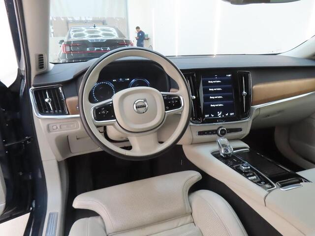 Volvo S90 2.0 T8 AWD Inscription | Adaptieve Cruise Control | Luchtvering | Schuif-/Kanteldak | Harman Kardon Audio | 360° Surround View Parkeercamera | Stoel-/Stuurverwarming | Nappa Lederen Bekleding + Massage + Ventilatie |
