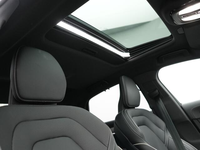 Volvo S90 T8 AWD Ultimate Dark 456pk PHEV Dealer O.H | Four C Luchtvering | Schuifdak | Bowers & Wilkins | Adaptive Cruise | Head Up | 360 Camera | 20"L.M | Google Maps |