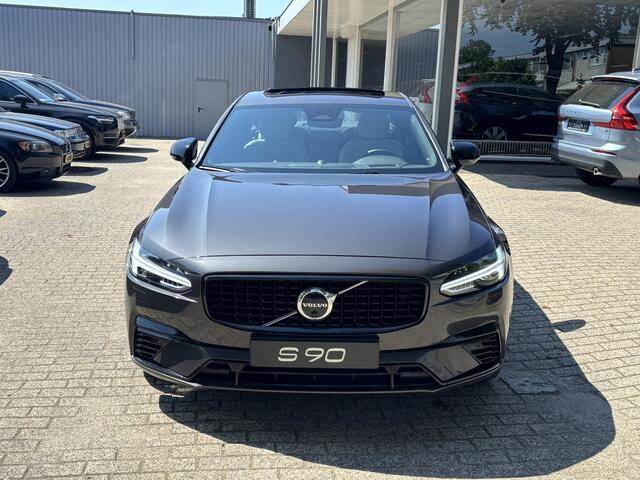 Volvo S90 T8 455pk AWD Ultimate Dark B&W Head-Up Luchtvering Tailored Wool