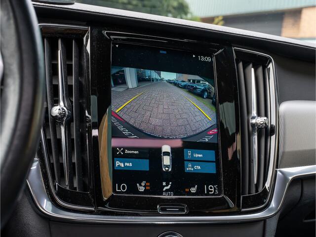 Volvo S90 2.0 B4 PLUS DARK ORG NL SCHUIFDAK CAMERA HARMANKARDON APPLE CAR 20 INCH
