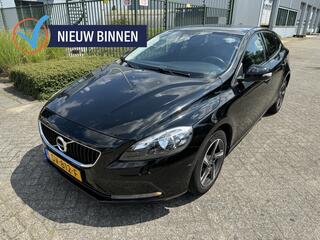 volvo-v40-2.0-d2-kinetic