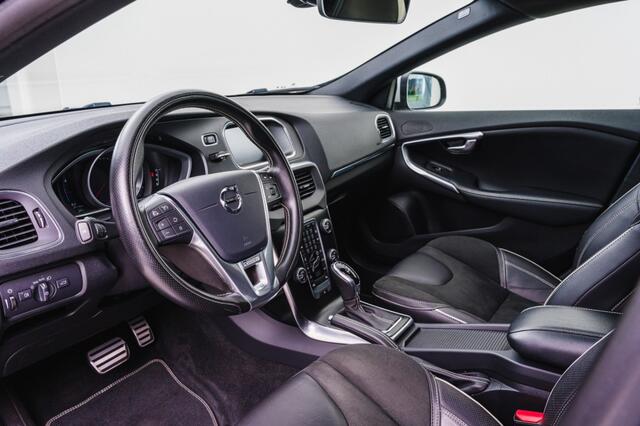 Volvo V40 T3 Geartronic Polar+ Sport Rdesign