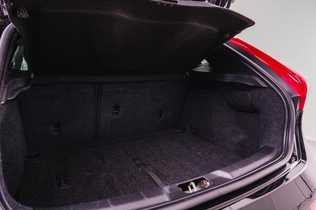 Volvo V40 T3 Geartronic Polar+ Sport Rdesign
