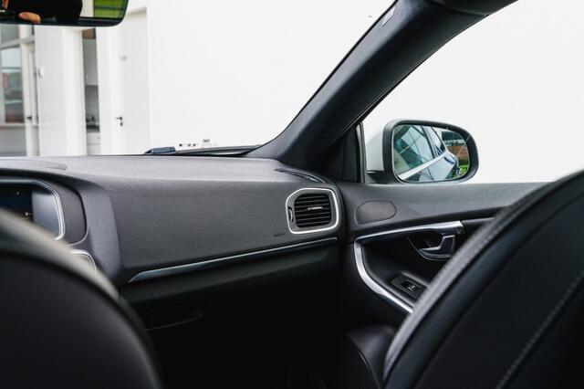 Volvo V40 T3 Geartronic Polar+ Sport Rdesign