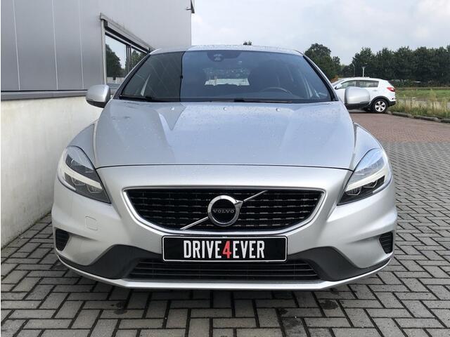 Volvo V40 2.0 T2 R-Design 11-2016 met Navi Climate Pdc Elek pakket Sportve