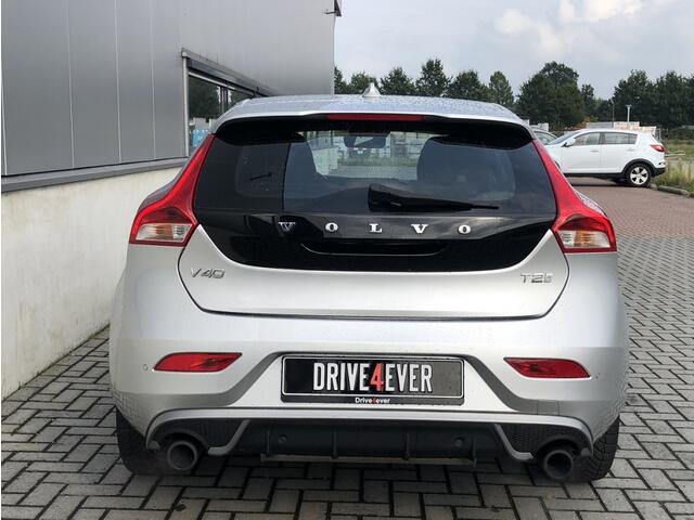 Volvo V40 2.0 T2 R-Design 11-2016 met Navi Climate Pdc Elek pakket Sportve