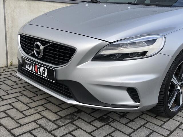 Volvo V40 2.0 T2 R-Design 11-2016 met Navi Climate Pdc Elek pakket Sportve