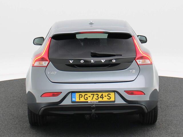 Volvo V40 2.0 T2 Momentum | Trekhaak | Stoel Verwarming | Airco | Navigatiesysteem | Bluetooth | Cruise Controle | 16 Inch