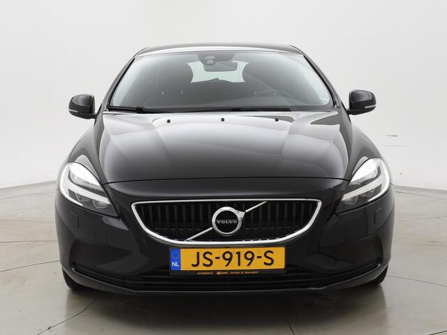 Volvo V40 2.0 T2 NORDIC+ 122 PK + LED | STOELVERW. | NAVIGATIE