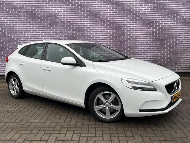 Volvo V40 2.0 T3 Momentum