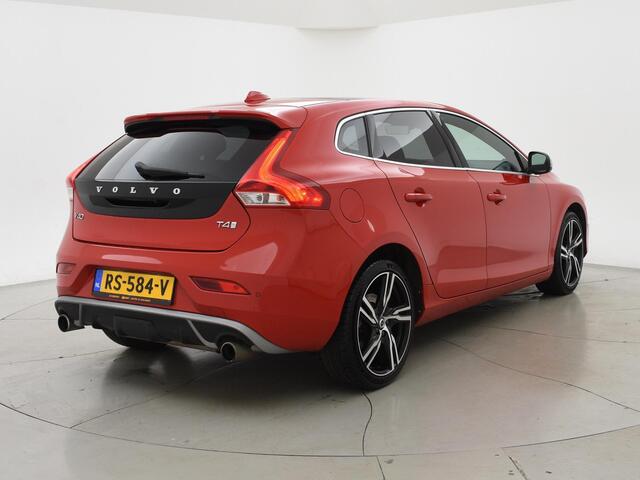 Volvo V40 2.0 T4 190 PK AUT. R-DESIGN + PANORAMA | LEDER | AFN. TREKHAAK | 18 INCH | CAMERA | LED
