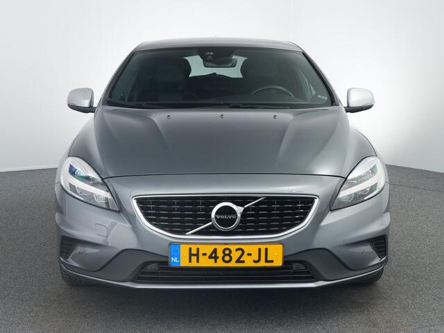 Volvo V40 1.5 T3 Polar+ Sport R-Design | Pano | Camera | B&O |