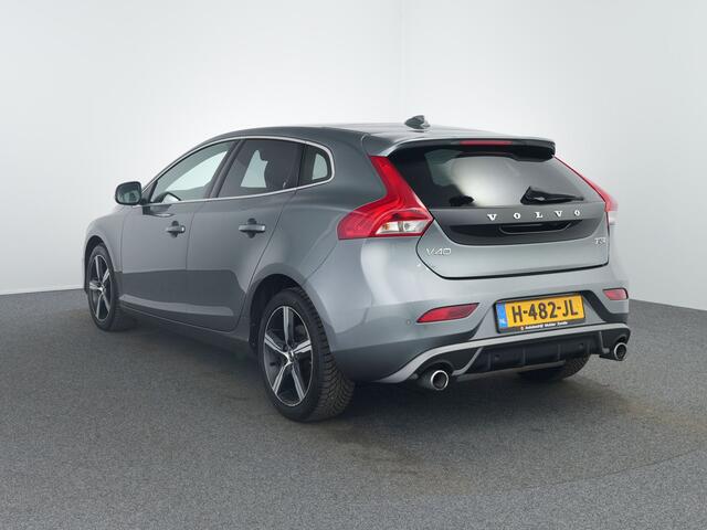 Volvo V40 1.5 T3 Polar+ Sport R-Design | Pano | Camera | B&O |