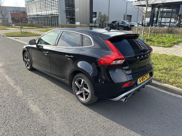Volvo V40 1.5 T3 Polar+ Sport R Design