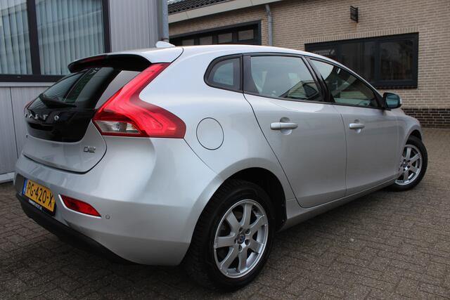Volvo V40 2.0 D2 Momentum Navigatie | City Safety