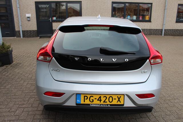 Volvo V40 2.0 D2 Momentum Navigatie | City Safety