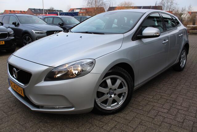 Volvo V40 2.0 D2 Momentum Navigatie | City Safety